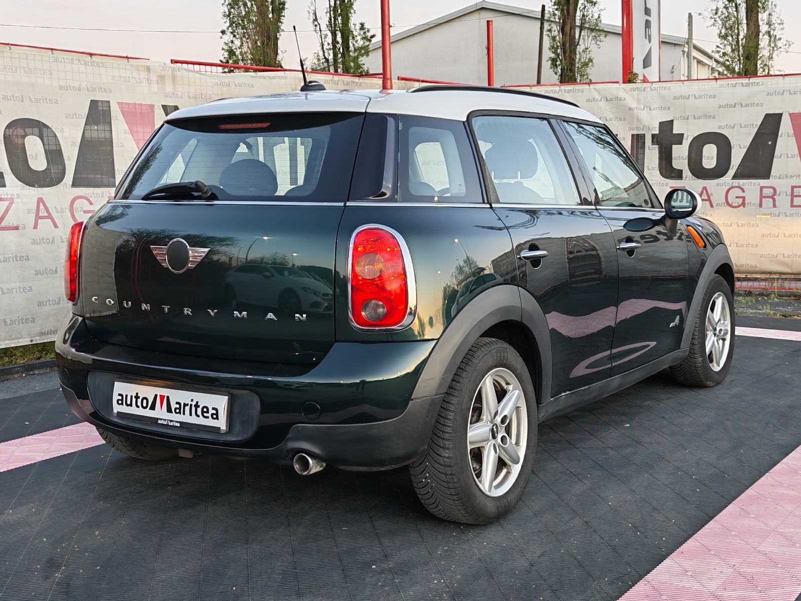MINI Countryman 1.6D*4x4*led*Navi*top stanje.