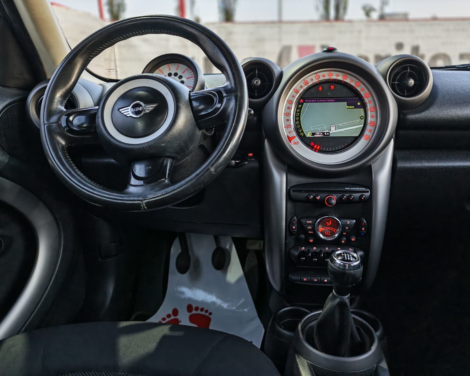 MINI Countryman 1.6D*4x4*led*Navi*top stanje.