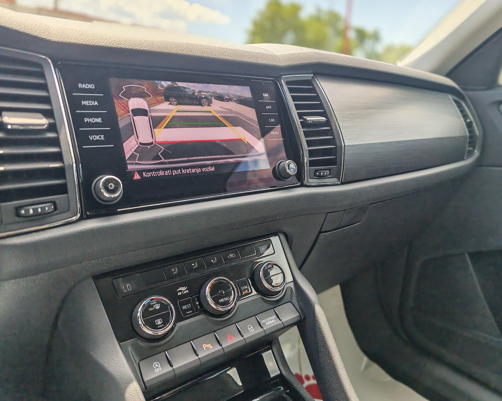 Škoda Kodiaq 2,0 TDI*7 SJEDALA* Dsg, Kamera, Navi,Alu 17"*Garancija*