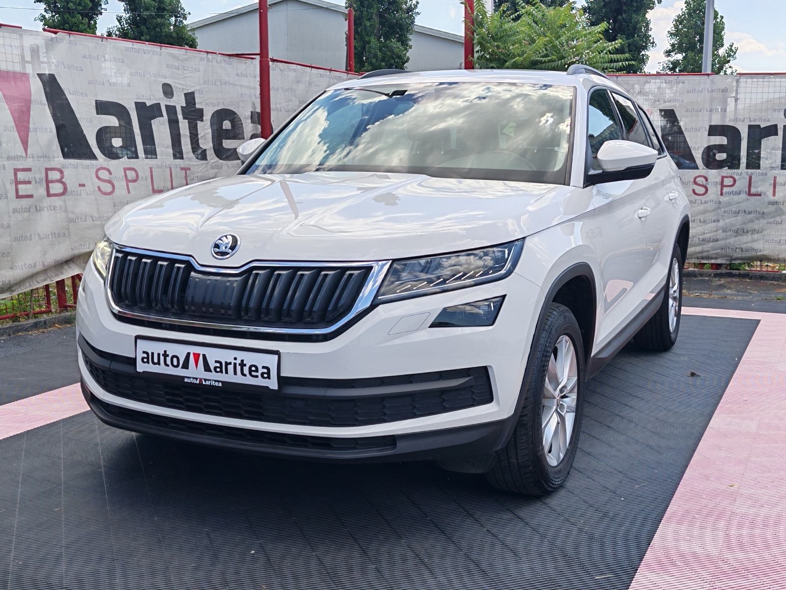 Škoda Kodiaq 2,0 TDI*7 SJEDALA* Dsg, Kamera, Navi,Alu 17"*Garancija*