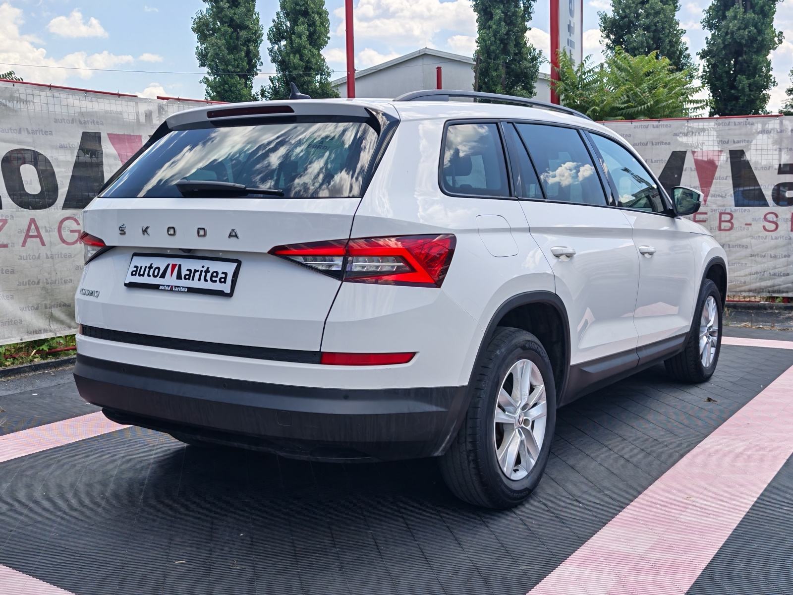 Škoda Kodiaq 2,0 TDI*7 SJEDALA* Dsg, Kamera, Navi,Alu 17"*Garancija*