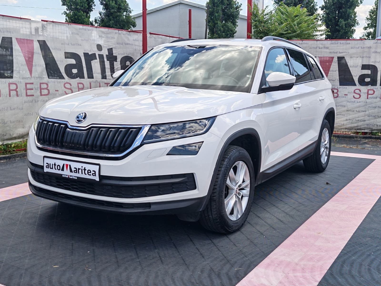 Škoda Kodiaq 2,0 TDI*7 SJEDALA* Dsg, Kamera, Navi,Alu 17"*Garancija*