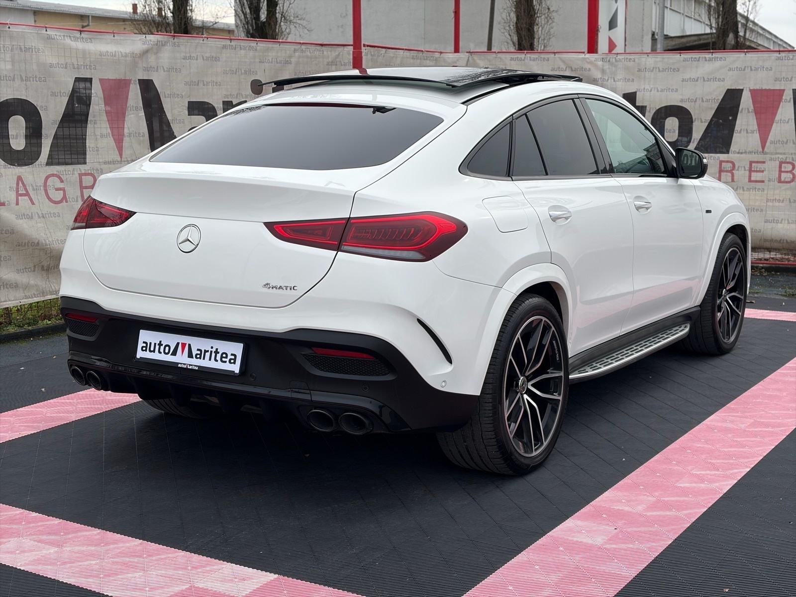 Mercedes-Benz GLE Coupe 350de AMG•Panorama•Head UP•Burmester•22"