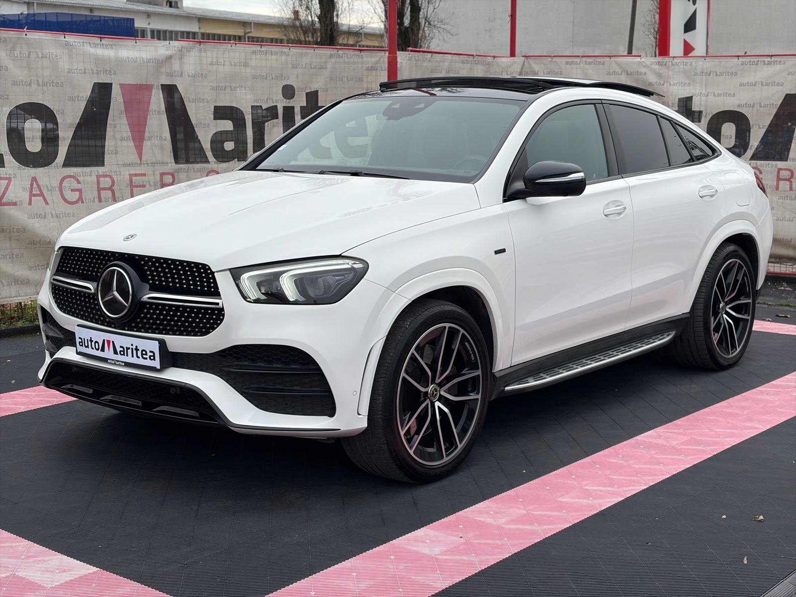 Mercedes-Benz GLE Coupe 350de AMG•Panorama•Head UP•Burmester•22"