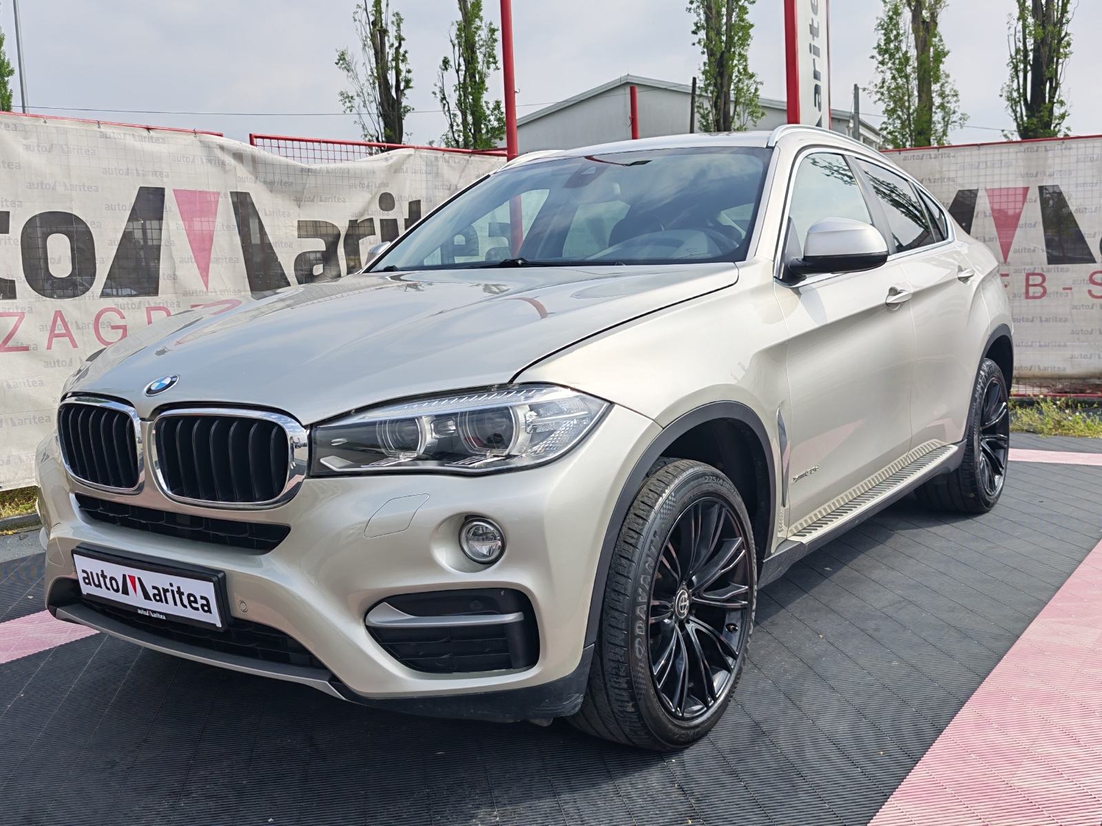BMW X6 30D XDRIVE* Navi,Koža,Kamera,Alu"20*