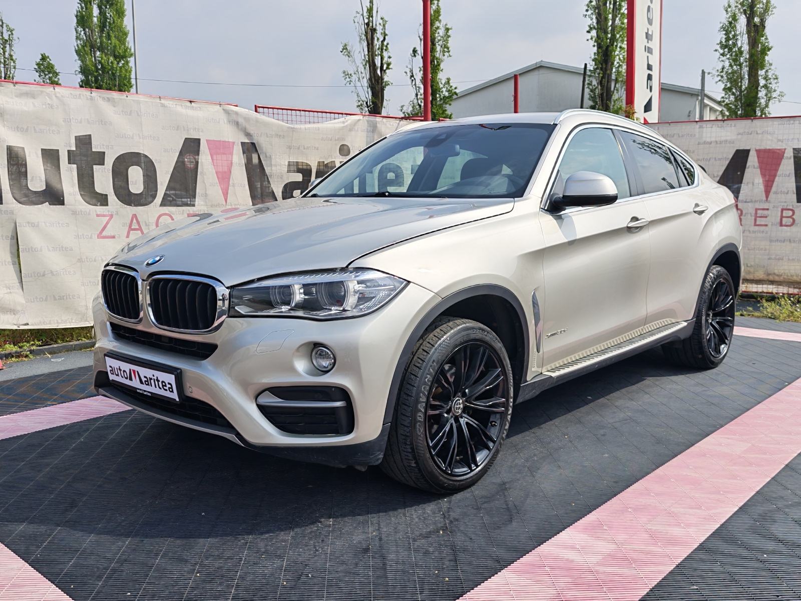 BMW X6 30D XDRIVE* Navi,Koža,Kamera,Alu"20*