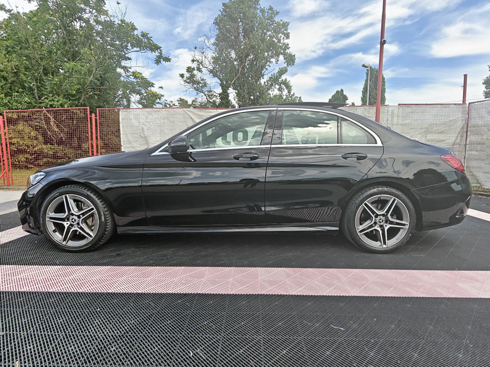 *Mercedes-benz C200D*AMG*Redizajn*Panorama*Koža*kamera*Alu"18*