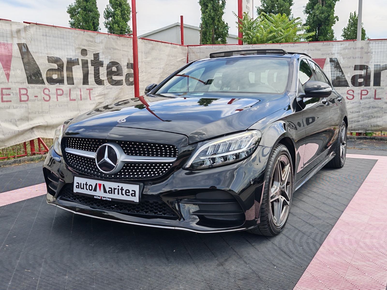 *Mercedes-benz C200D*AMG*Redizajn*Panorama*Koža*kamera*Alu"18*