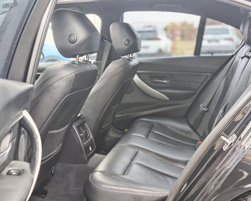 BMW 318 D M SPORT*Automatik,Kamera,Koža,Panorama,Navi,Alu"18*Reg 01/27