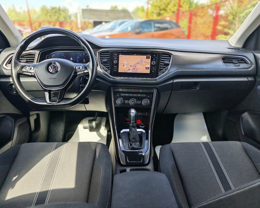 VW T-Roc 2,0 TDI DSG*Navigacija, Senzori, Alu "17* Garancija*