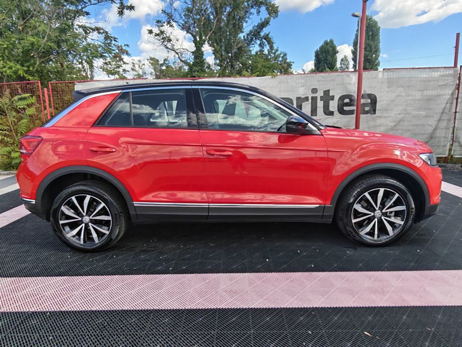 VW T-Roc 2,0 TDI DSG*Navigacija, Senzori, Alu "17* Garancija*