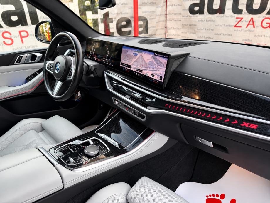 BMW X5 50e M-Paket Pro LCI•Iconic Glow•Keyless•360 kam•Head UP•22"