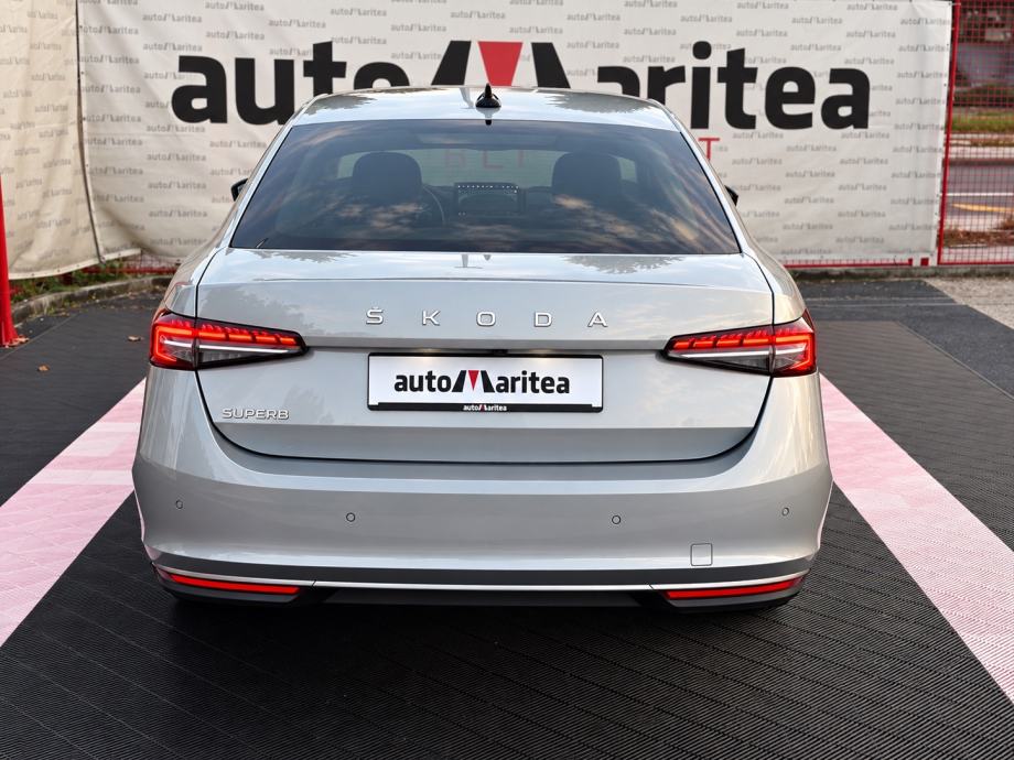 Škoda Superb 2.0 TDI L&K, Crystal, Keyless, Head UP, ACC, 360 kam, 19"